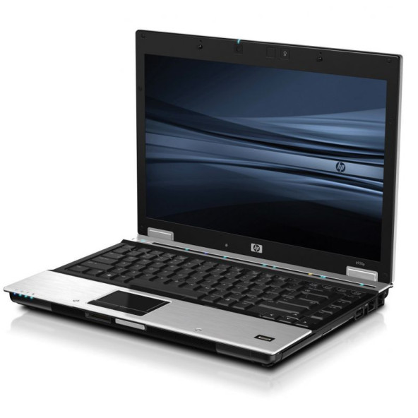 HP EliteBook 8530W T9400 / 2GB / Új 500GB / DVD-RW / 15,4 használt laptop