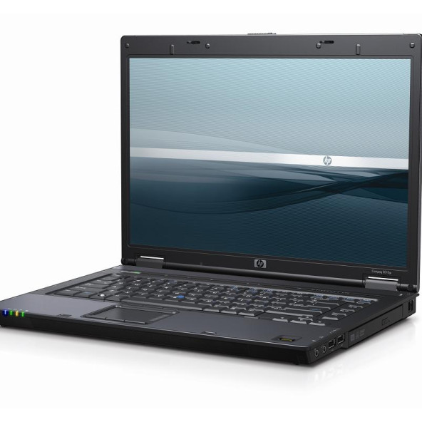 HP 8510w Használt Laptop Munkaállomás / T7700 / 4GB RAM / 200GB HDD / NV84 VGA / DVD-író